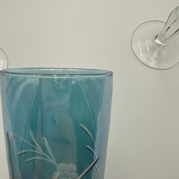 Elegant vintage blue/purple Hue Champagne glasses [set of 4], 8” - Picture 7 of 11